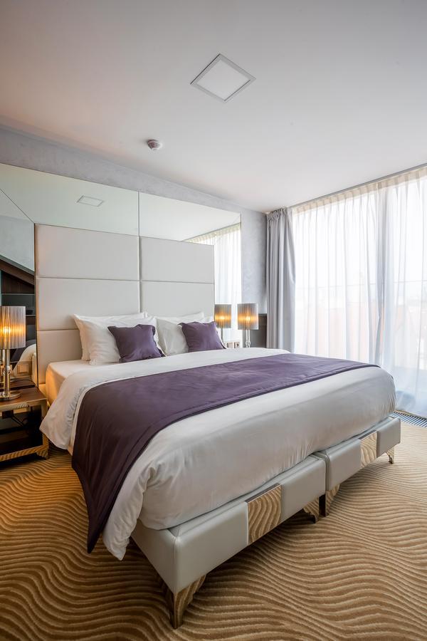 Deluxe Executive Suite,543029286:JPEG